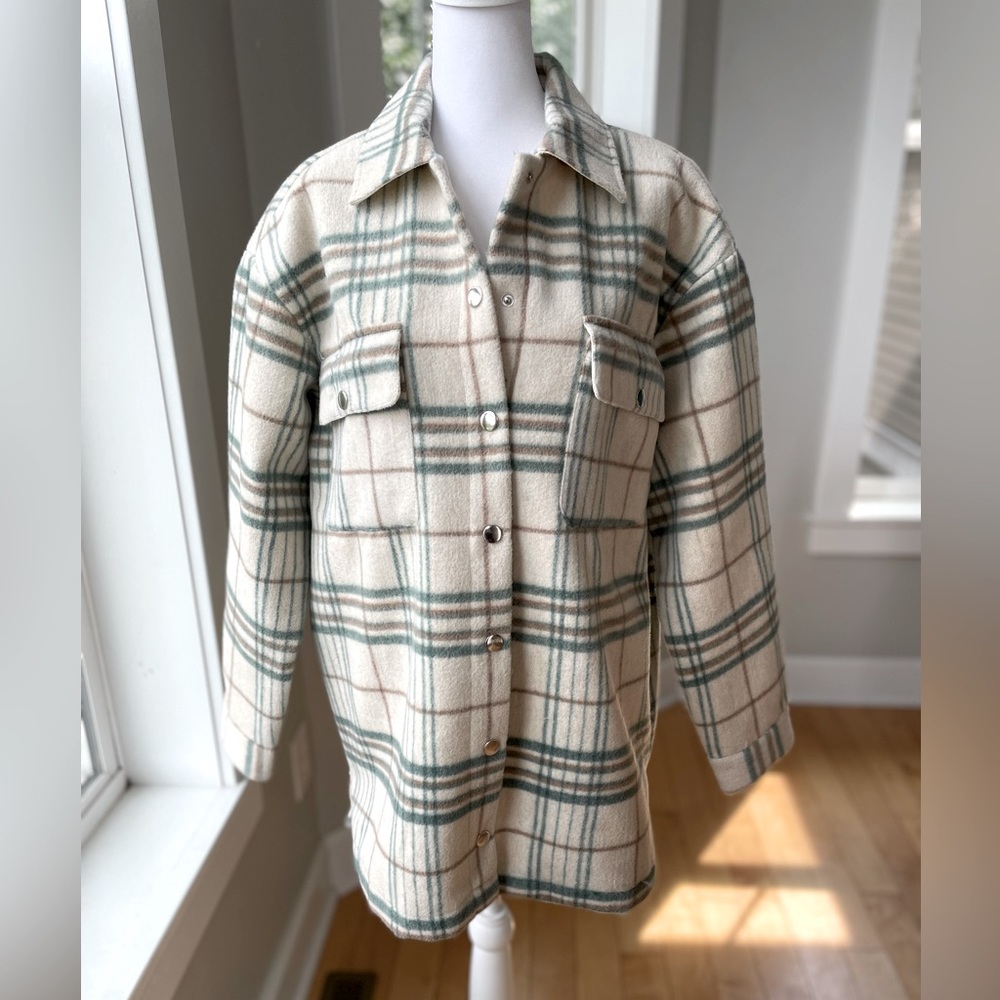 F21 Fall Green Tan White Plaid Oversized Shacket Size Medium